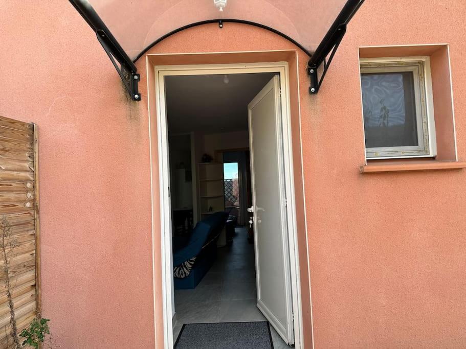 Moderne Mini Maison Lézignan-Corbières Extérieur photo