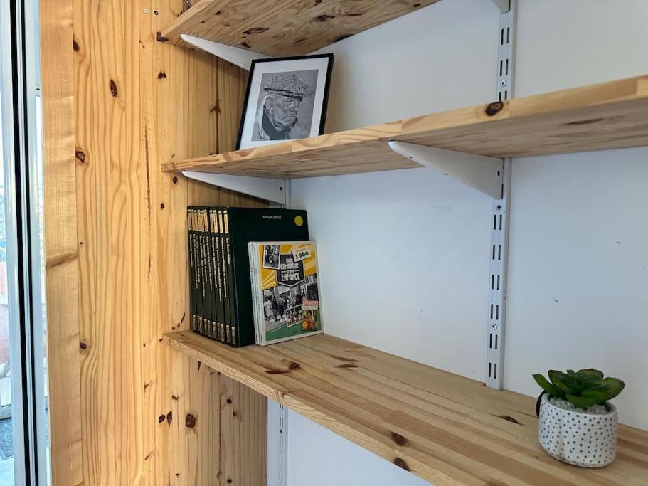 Moderne Mini Maison Lézignan-Corbières Extérieur photo