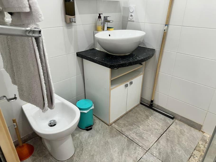 Moderne Mini Maison Lézignan-Corbières Extérieur photo